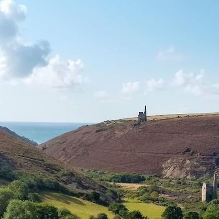Newly Renovated Characterful Cottage, Wheal Rose Scorrier Exterior photo