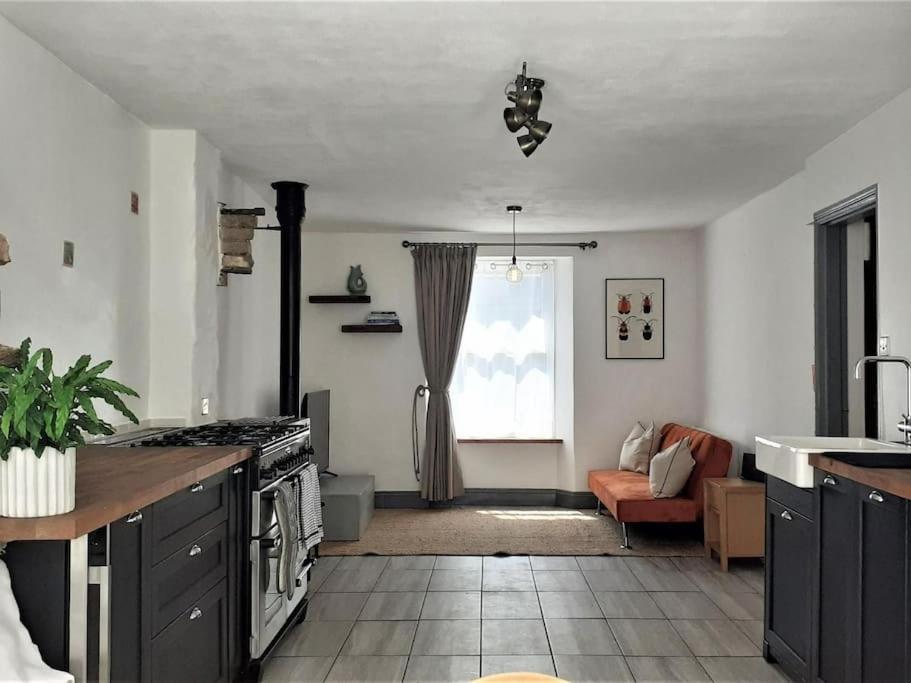 Newly Renovated Characterful Cottage, Wheal Rose Scorrier Exterior photo